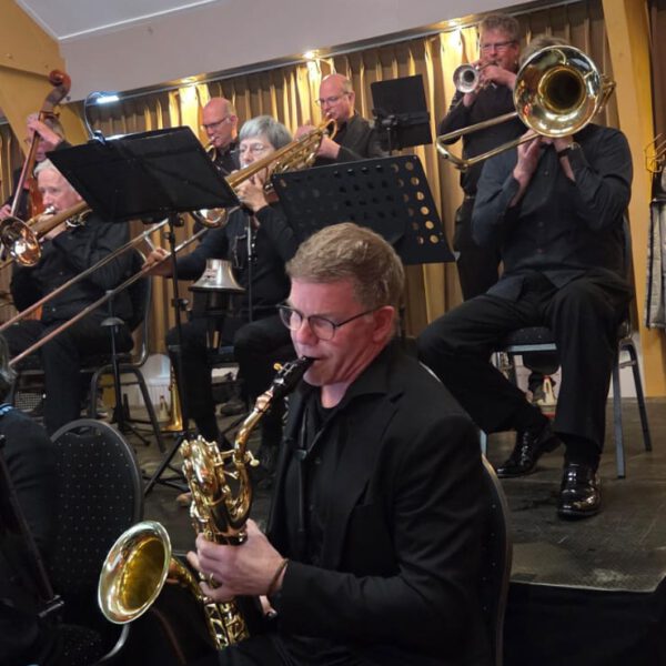 60384451-057c-4f5c-be46-aaa102d14b9e 60384451-057c-4f5c-be46-aaa102d14b9e